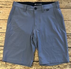 Travis Mathew Men’s Gray Starnes Shorts Size 28 NWOT